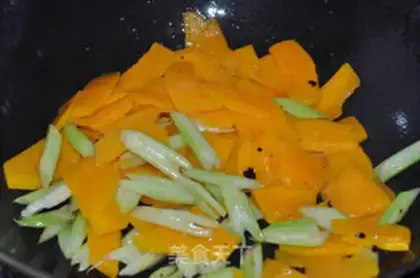 Make Pumpkin
