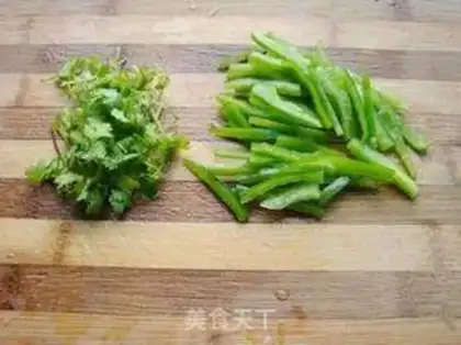 Make Pyramid fish and grass step 2