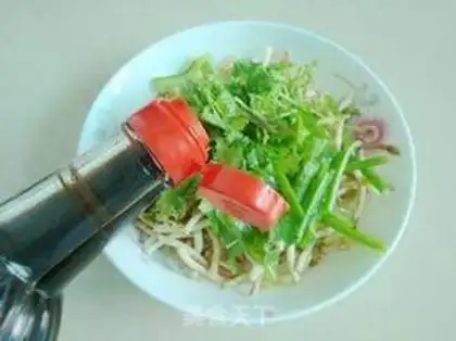 Make Pyramid fish and grass step 4