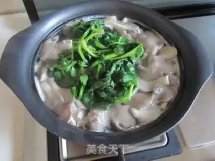 Make Spinach mushroom ostrich soup step 7