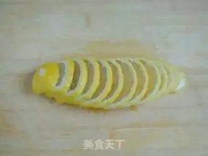 Make Honey lemon tea step 1