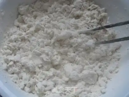Make Hot onion waffles step 1