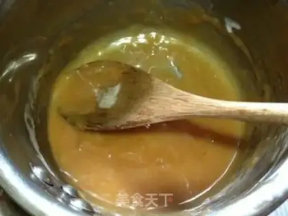Make Caramel banana cheesecake step 3