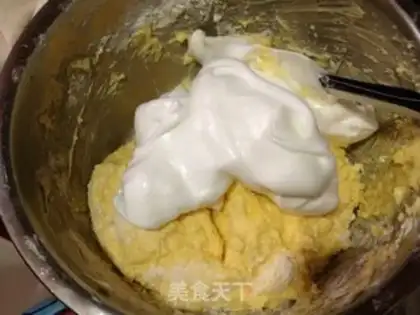 Make Caramel banana cheesecake step 10