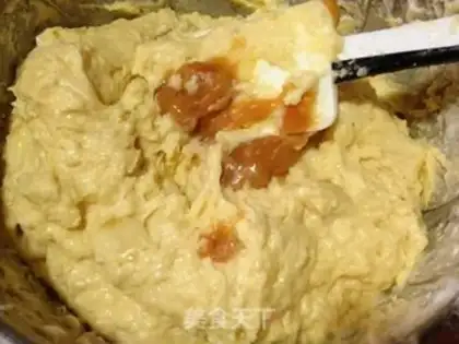 Make Caramel banana cheesecake step 13
