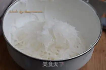 Make radish fish head soup step 3