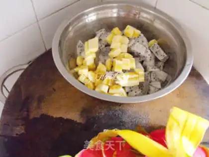 Make Yogurt fruit salad step 1