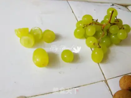 Make Yogurt fruit salad step 3