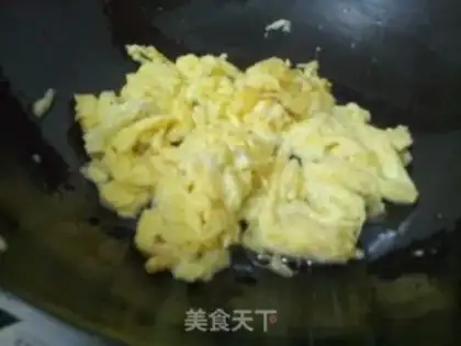 Make Chili fried eggs step 5