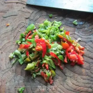 Make Pepper egg fried powder step 1