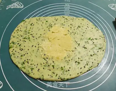 Make Onion sesame soda cookies step 5