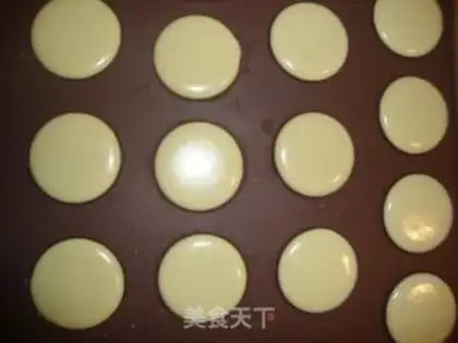 Make The tea macaron step 5