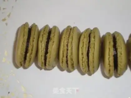 Make The tea macaron step 9