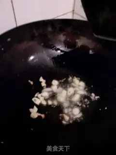 Make Eggs fried step 3