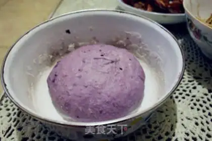 Make Purple roses step 3