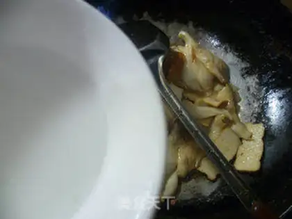 Make Scrambled mushrooms step 9