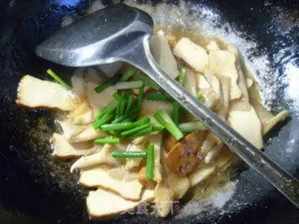 Make Scrambled mushrooms step 11