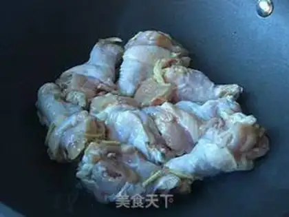 Make Coke chicken wings step 1