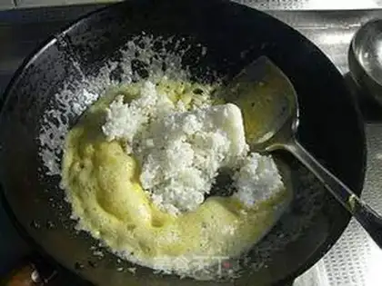 Make Gold egg fried rice step 8
