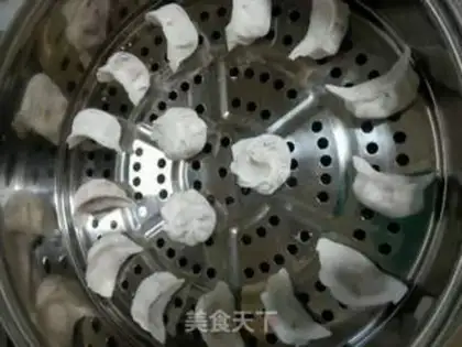 Make Crystal beef dumplings step 10
