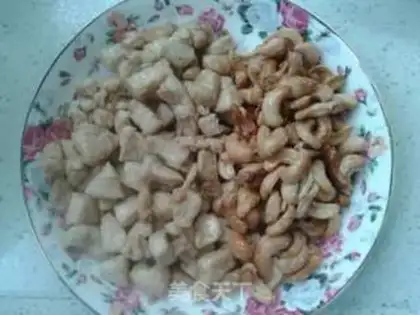 Make Tomato cashew chicken step 2