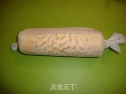 Make Tiger cake roll step 28