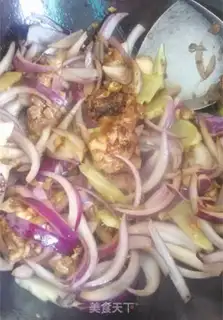 Make Onion fried chicken legs step 7