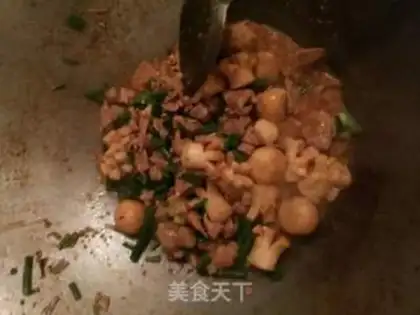 Make The meat sauce bursting fishballs step 5