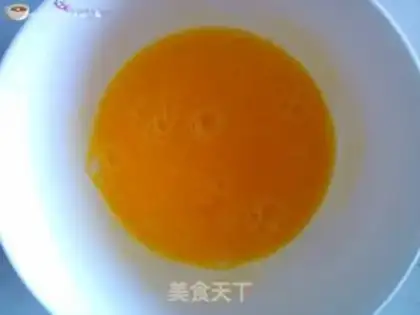 Make A flower for fried rice step 4