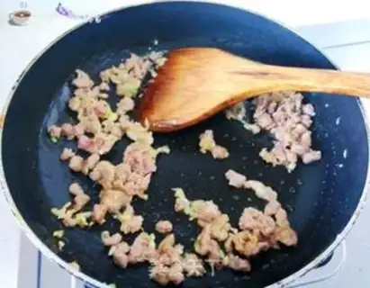 Make A flower for fried rice step 6