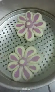 Make Double-coloured buns step 10