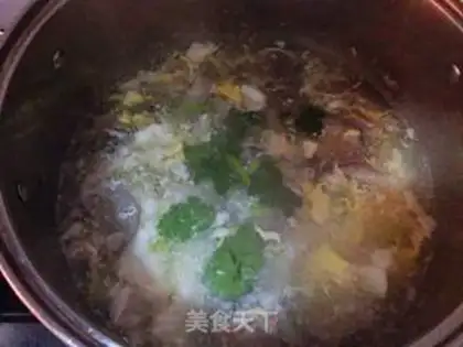 Make Mushroom egg soup step 9