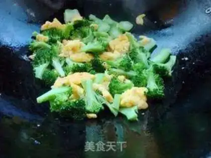 Make Cracker eggs step 4