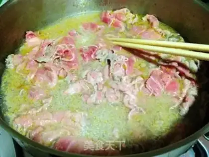 Make Sour soup needle, fat cow step 4