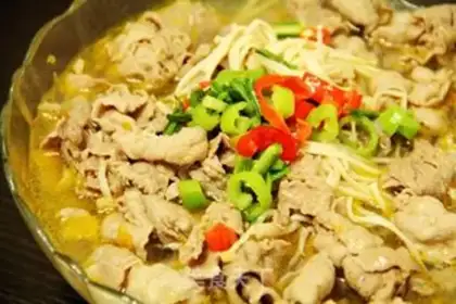 Make Sour soup needle, fat cow step 8