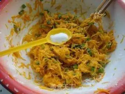 Make Egg pumpkin pie step 4
