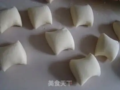Make Milky hot dog rolls step 3