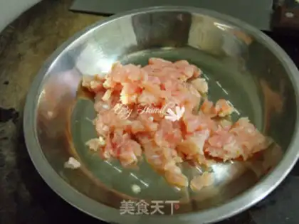 Make Red-coloured pig hoof step 3