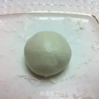 Make Pyramid coconut juice step 0