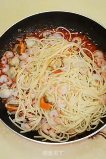 Make Seafood Italy Noodles step 14