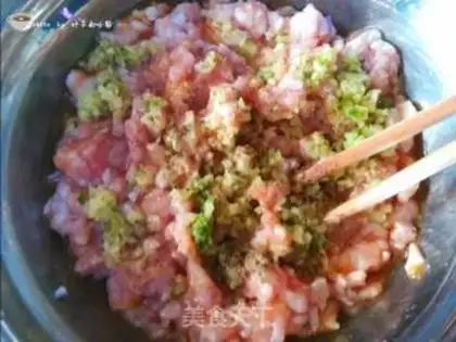 Make Curry Autumn fried rice step 9