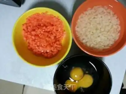 Make Three-coloured noodles step 1