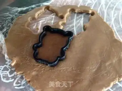 Make Panda cookies step 5
