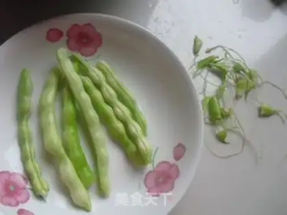Make Blow the beans step 0