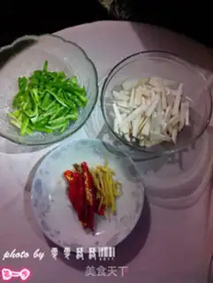 Make Three-coloured mushrooms step 0