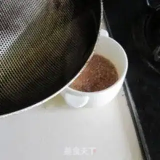 Make Frozen chicken silk potato powder step 5