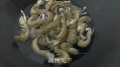 Make Garlic Shrimp step 2
