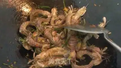 Make Garlic Shrimp step 5