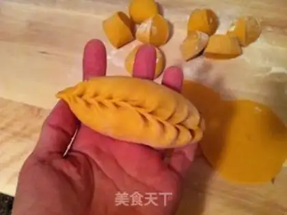 Make Pumpkin varnish step 10