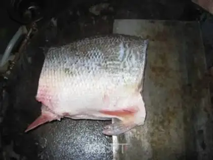 Make Boiling perfume fish step 2